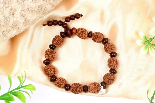 4 Mukhi Brahma Bracelet - Red Sandalwood To removes mental dullness