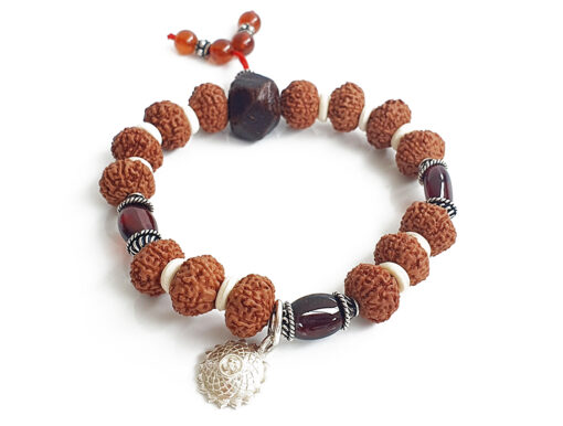 9 Mukhi Rudraksha and Gomed Bracelet for Crown Chakra to Brings positivity, contentment, and gratification of senses to feel the grace of the divine