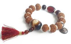 9 Mukhi Rudraksha with Gomed and Red Sandalwood Bracelet for Crown Chakra to Instill optimism and contentment and opens the wearer to higher consciousness