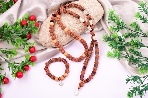 7 Mukhi Laxmi Mala and Bracelet Set for Hrit Padma Chakra to Awakens feelings of purity, peace and optimism to experience happiness in life