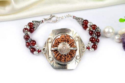 9 Mukhi Rudraksha and Gomedh Bracelet (Crown)