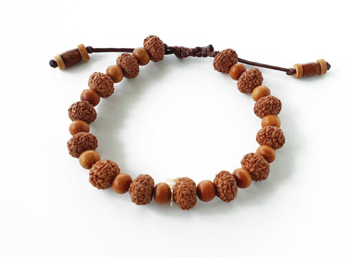 7 Mukhi Rudraksha Mahalaxmi Bracelet - Sandalwood to liberate miseries and bestows abundance