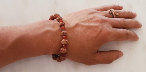 8 Mukhi Rudraksha Ganesha Bracelet with Red Agate to remove obstacles in path, destroys evils and brings success