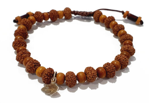 9 Mukhi Rudraksha Durga Bracelet with Sandalwood To attain worldly comforts and fulfilment of desires