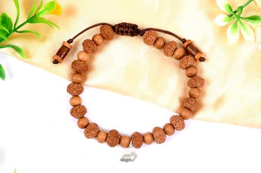 9 Mukhi Rudraksha Durga Bracelet with Sandalwood To attain worldly comforts and fulfilment of desires