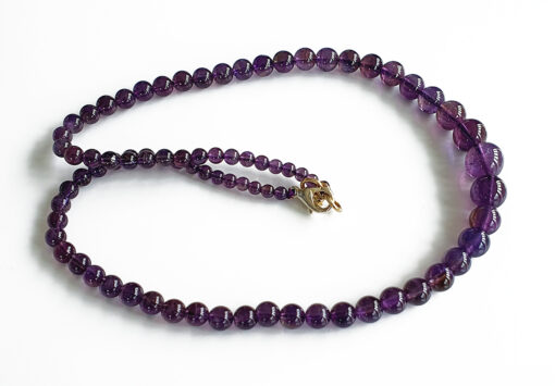 Amethyst Round Necklace - To absorb negative energy while emitting positive energy