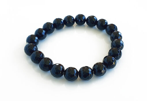 Black Onyx Bracelet - To encourage happiness and good fortune