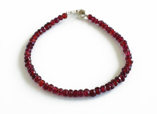 Garnet Faceted Bracelet To enhance self-esteem