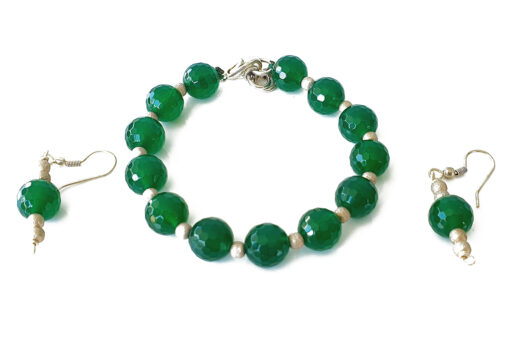 Green Onyx Bracelet and Earrings set - To promotes love, trust and reliability