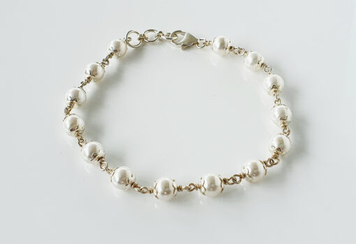 Pearl Bracelet in pure silver flower caps - To improve self-esteem