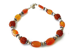 Rudraksha and Carnelian Bracelet for awakens talents within and encourages creative visualization