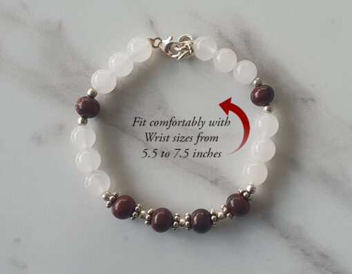 White Agate and Red Sandalwood Bracelet To Provides protection and relief from stress