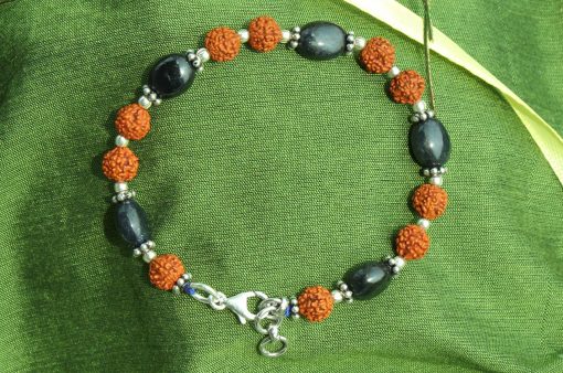 Blue Sapphire with Rudraksha Beads Bracelet for increases the flow of positive energies and thoughts