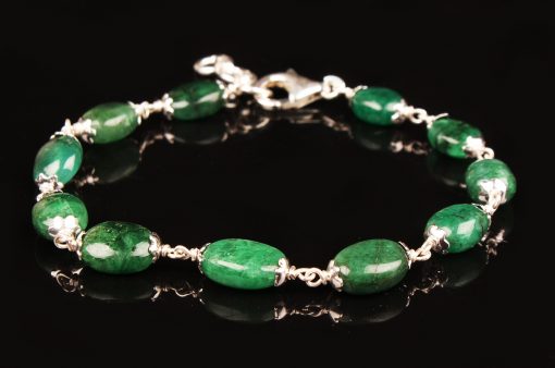 Emerald Bracelet in silver caps to overcome difficult & challenging situation