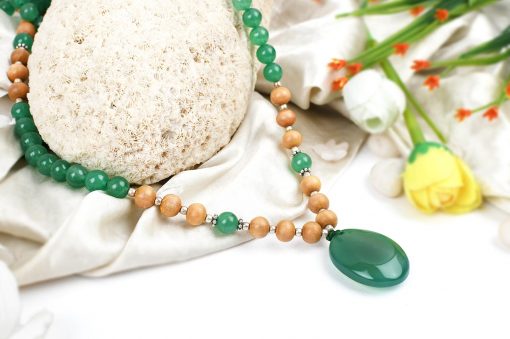 Green Jade and White Sandal Beads Necklace