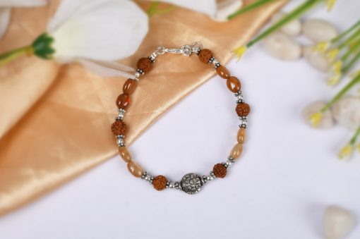 Rudraksha and Gomed Bracelet - To overcome confusion and brings mental clarity and balance