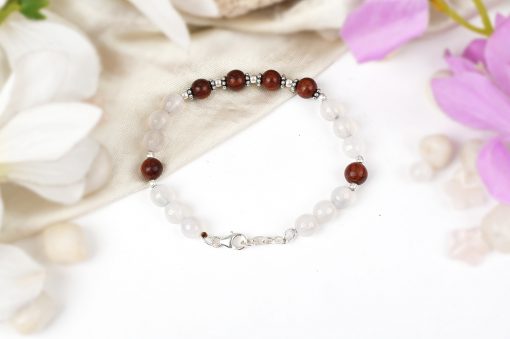 White Agate and Red Sandalwood Bracelet To Provides protection and relief from stress