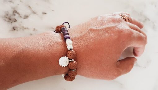 5 Mukhi Rudraksha and Amethyst Bracelet for Crown Chakra to Promotes spiritual faith by naturally developing a sense of gratitude